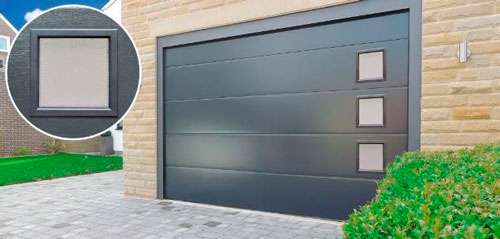 Секционные ворота с кристаллическими окнами — тренд в оформлении современных гаражей