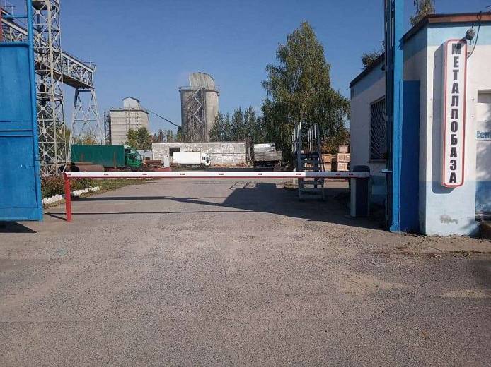 шлагбаум Алютех шлагбаум Алютех