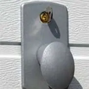 Ворота для гаража Classic с удобной антивандальной ручкой